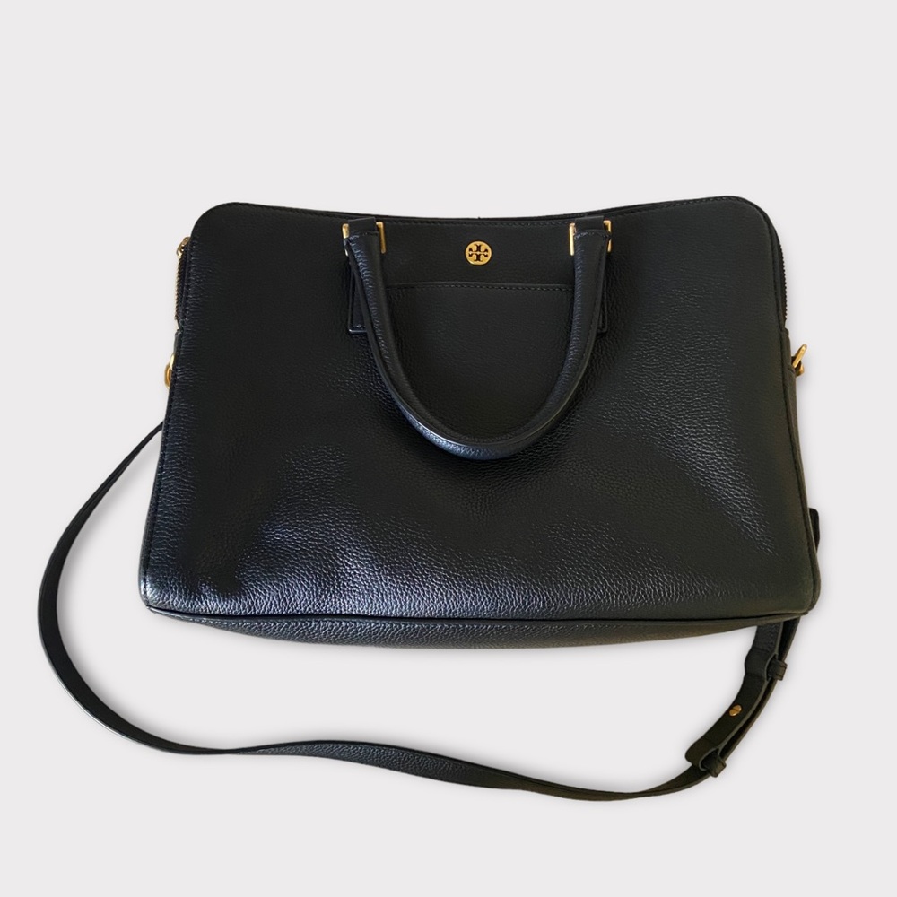 Pre-loved in perfect condition leather bag from Tory Burch